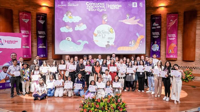 Concurso Nacional de Escritura premió 40 autores de historias de paz
